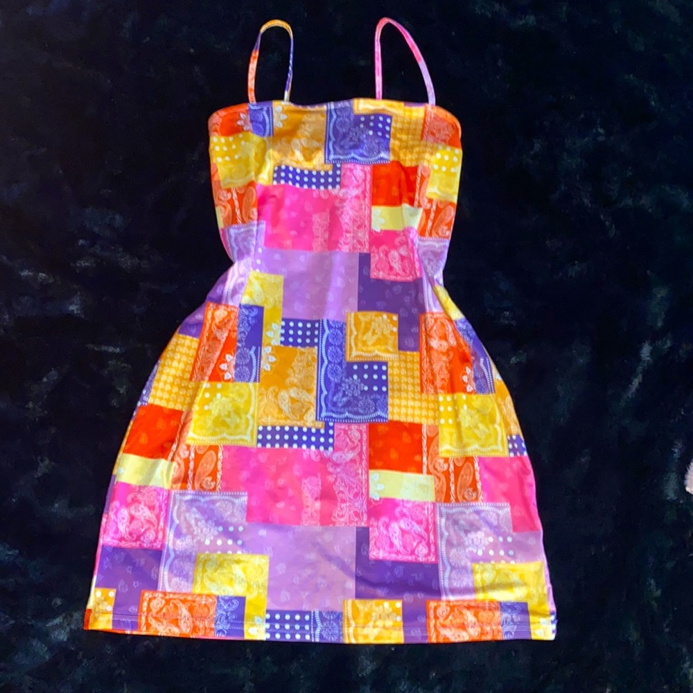Cute patchwork dress - Picture 3 of 3